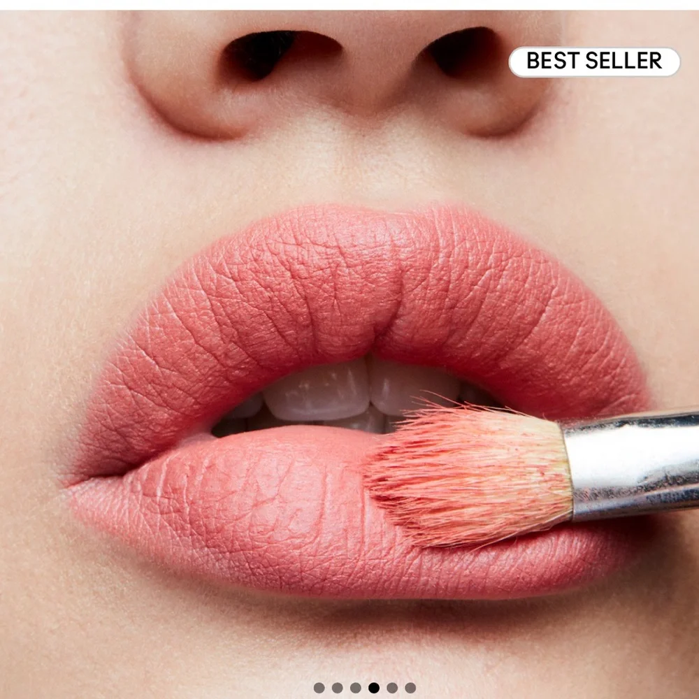 MAC Runway Hit Retro Matte Lipstick light nude matte